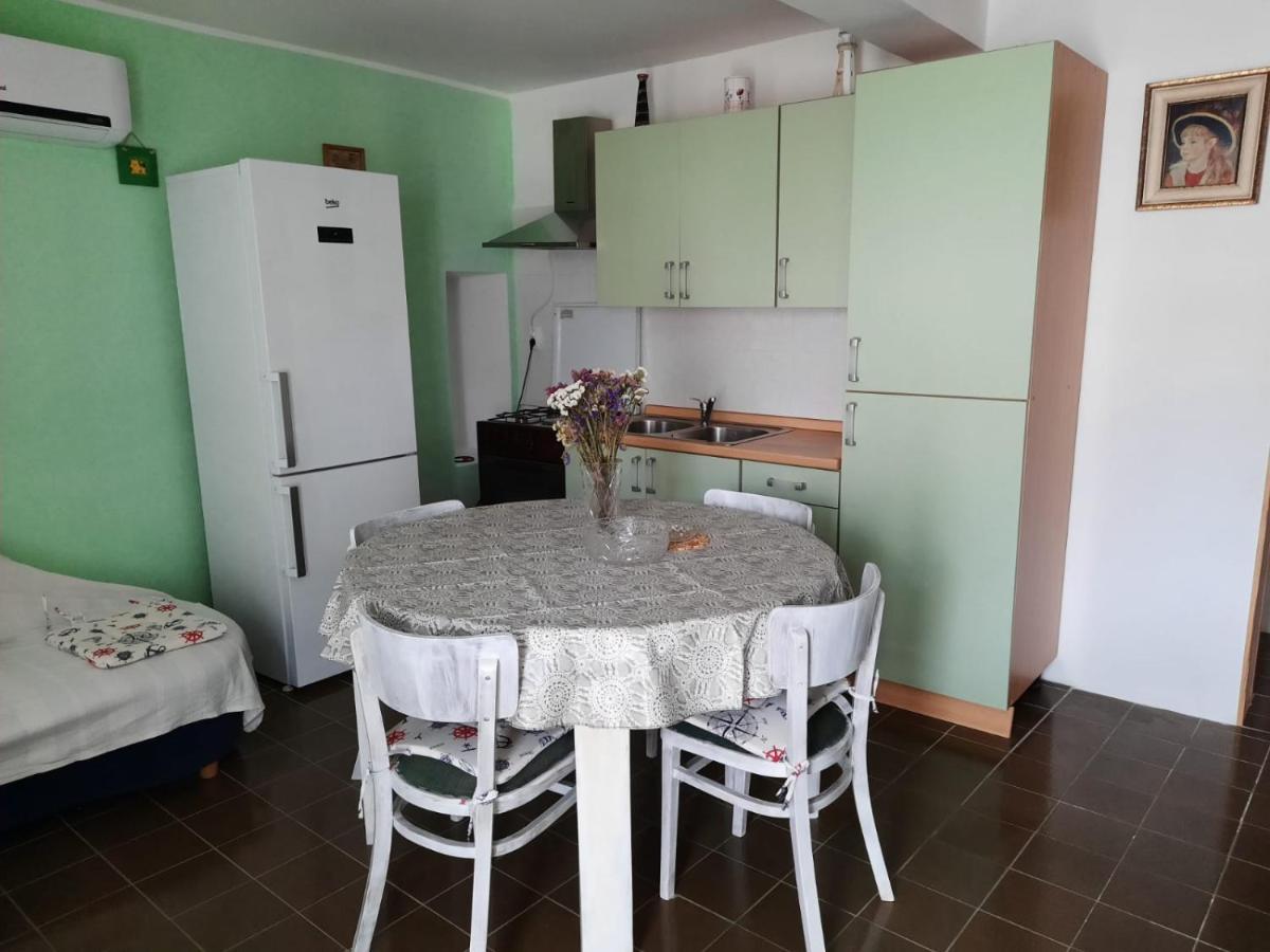 Apartment Baratula Murter Zewnętrze zdjęcie