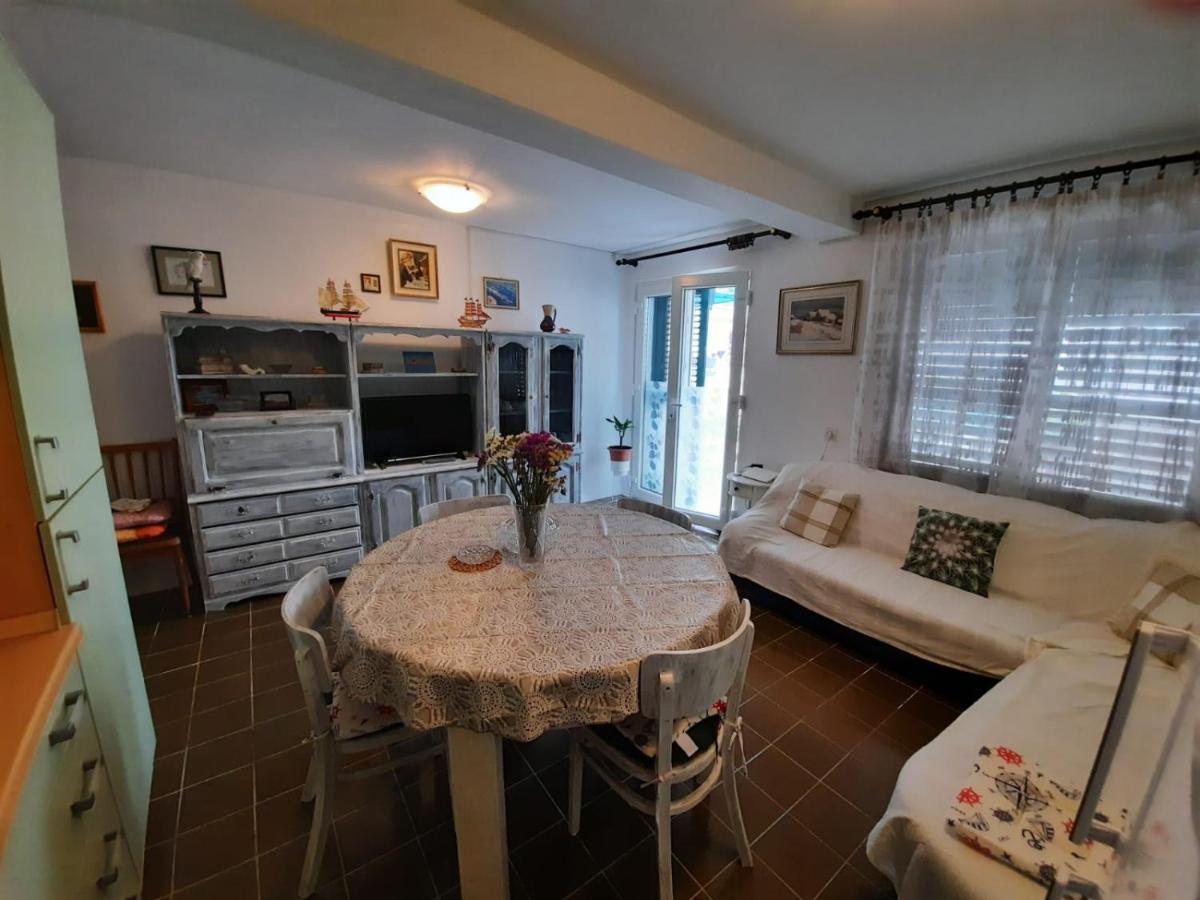 Apartment Baratula Murter Zewnętrze zdjęcie